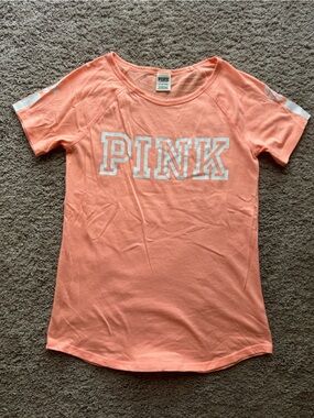 PINK Victoria's Secret Coral scoop neck with White Logo Size S